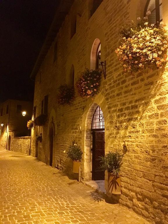 Palazzetto Bentivoglio Villa Sassoferrato ภายนอก รูปภาพ
